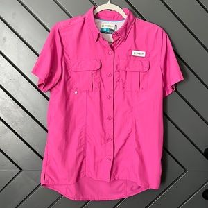 Magellan S women’s pink fishing shirt